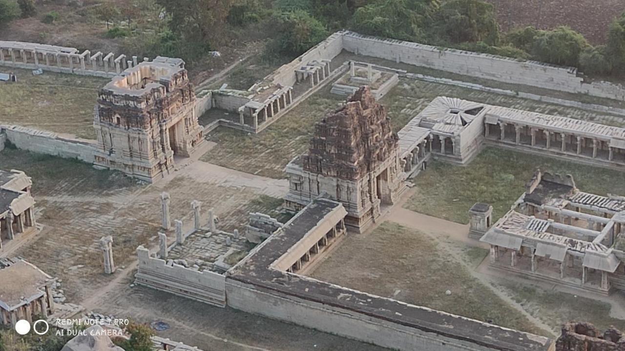 Lohit Homestay Hampi Exterior photo